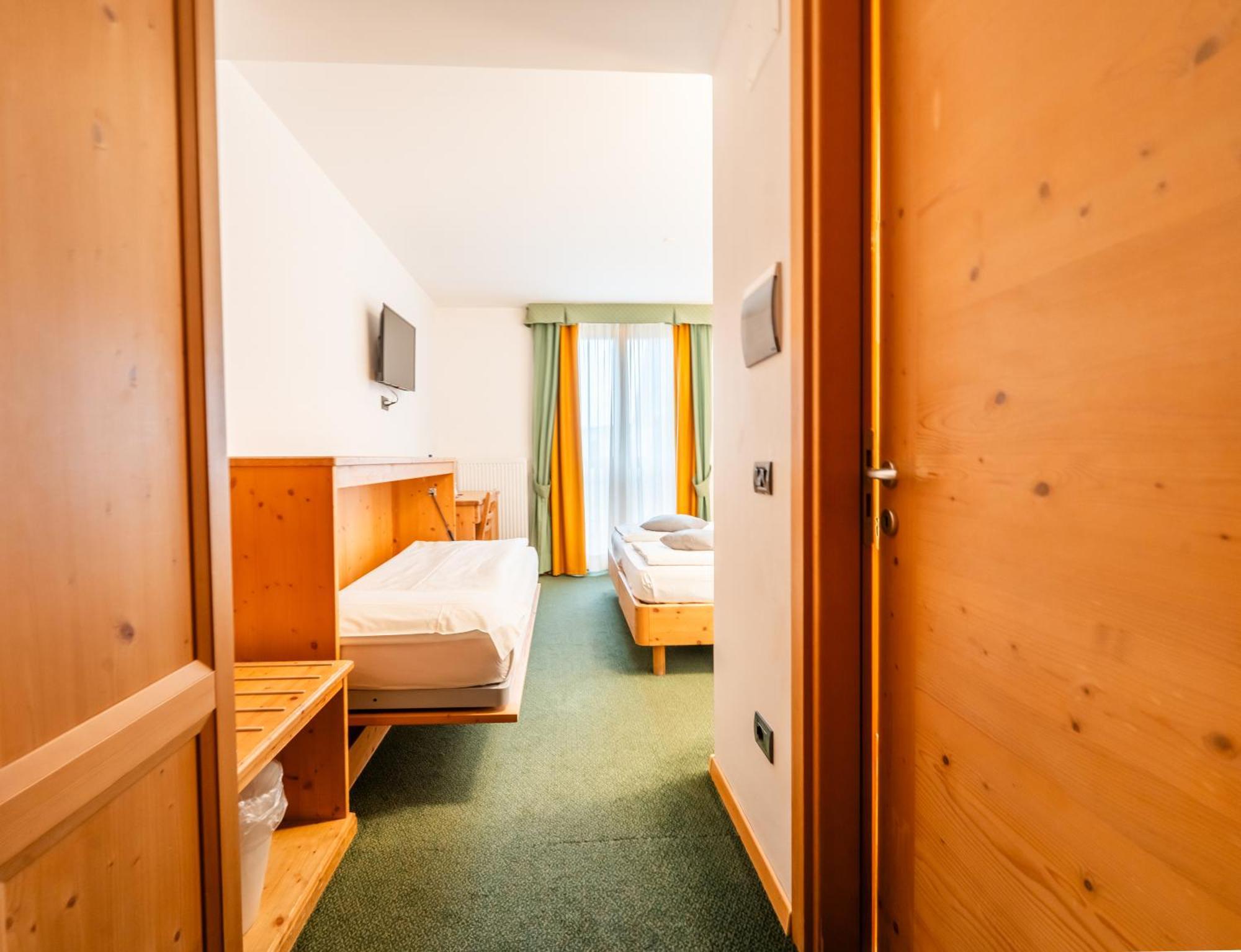 Alpine Mugon Hotel Vason Eksteriør bilde