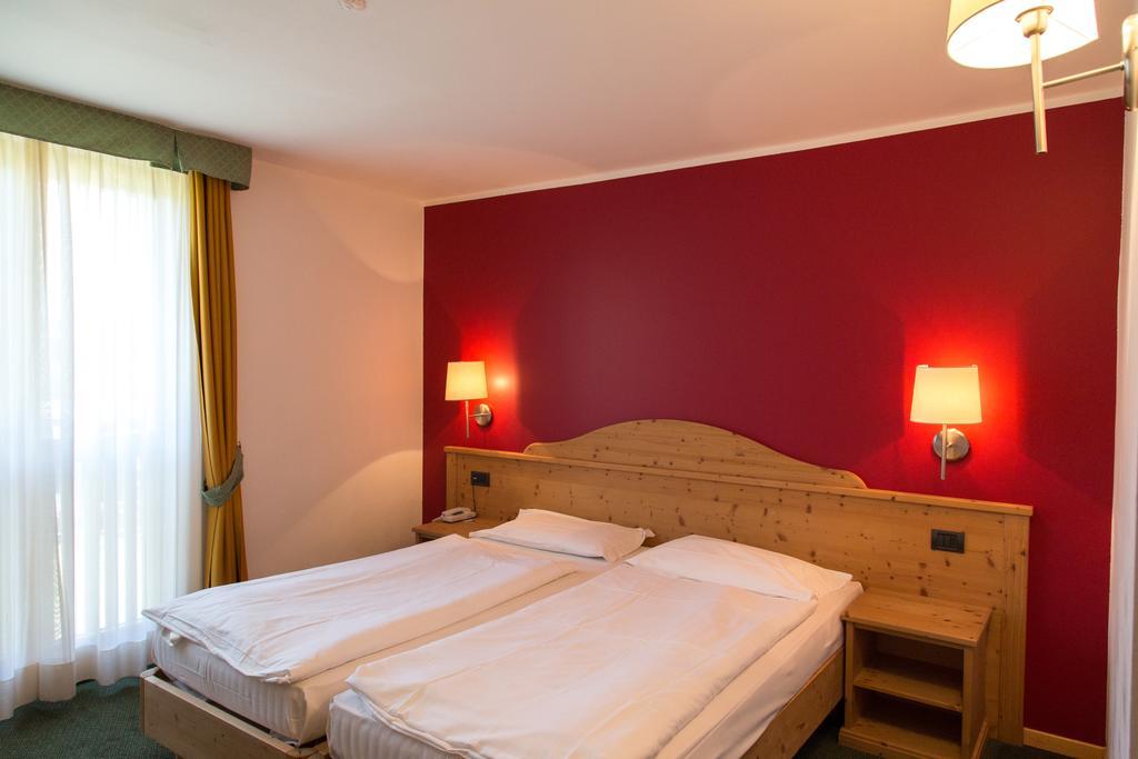 Alpine Mugon Hotel Vason Eksteriør bilde
